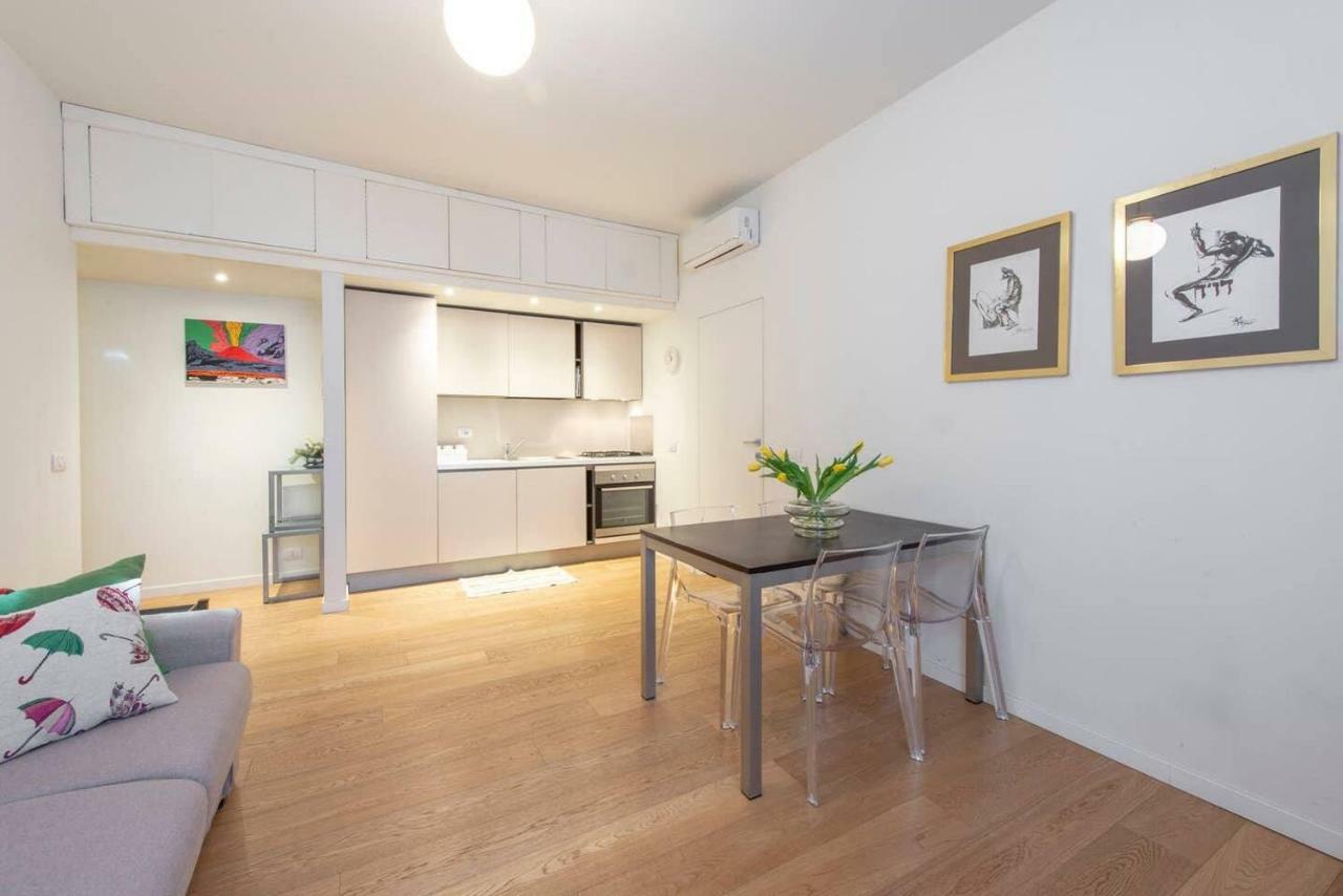 Joivy 1Br Apt In Isola With Stunning View To Bosco Verticale Milán Exterior foto