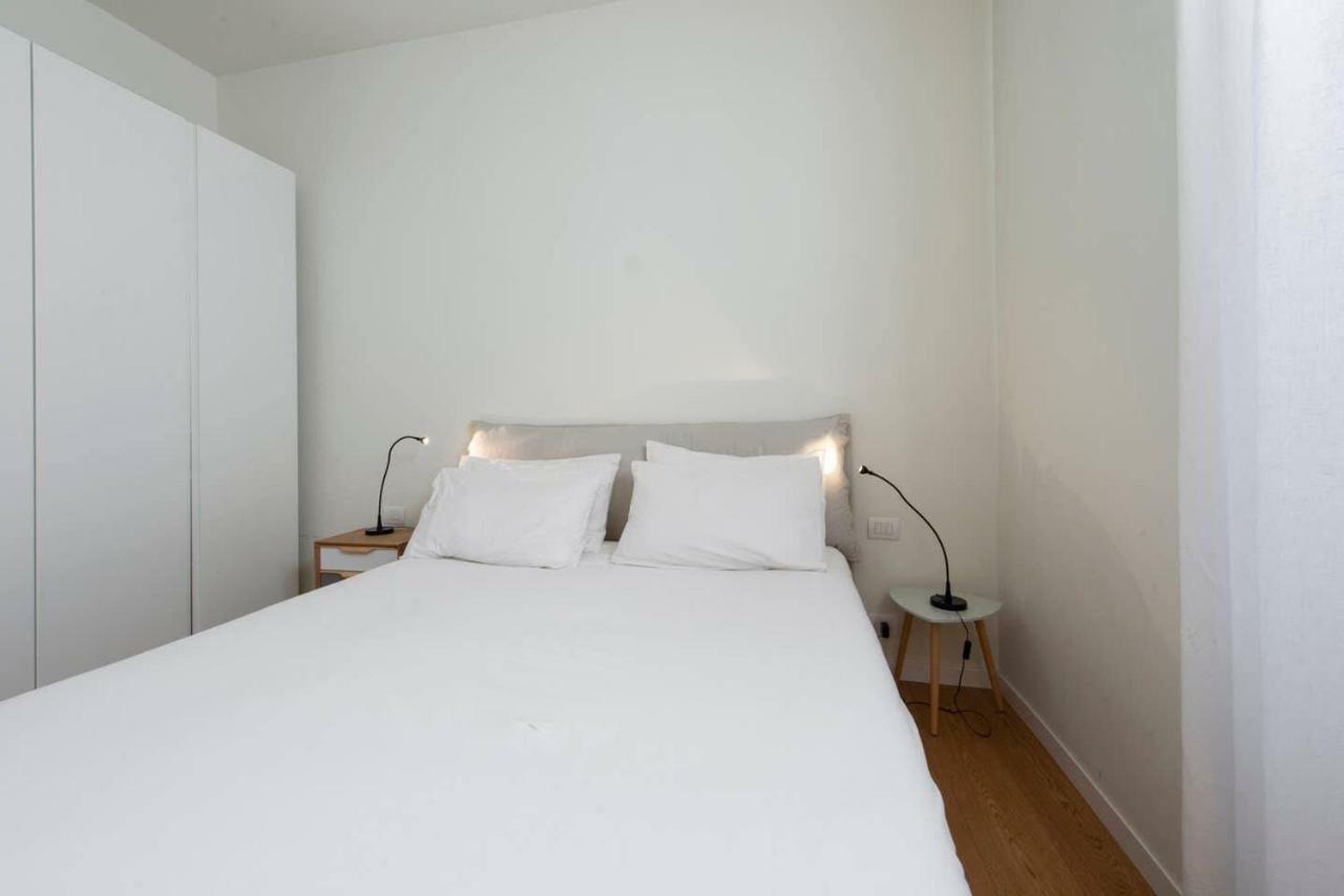 Joivy 1Br Apt In Isola With Stunning View To Bosco Verticale Milán Exterior foto